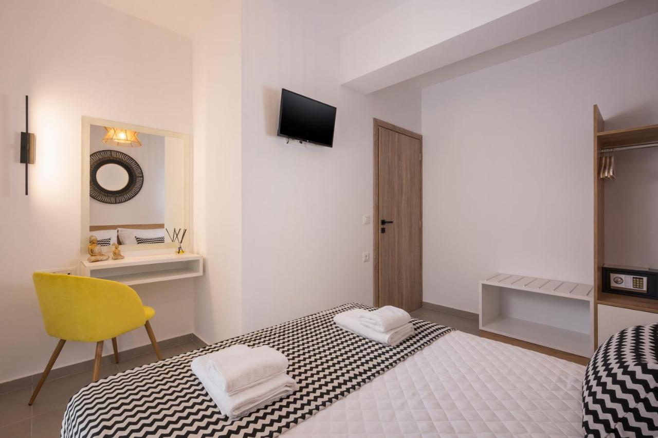 Indigo Blue Seaside Deluxe Apartments Kissamos Exterior photo